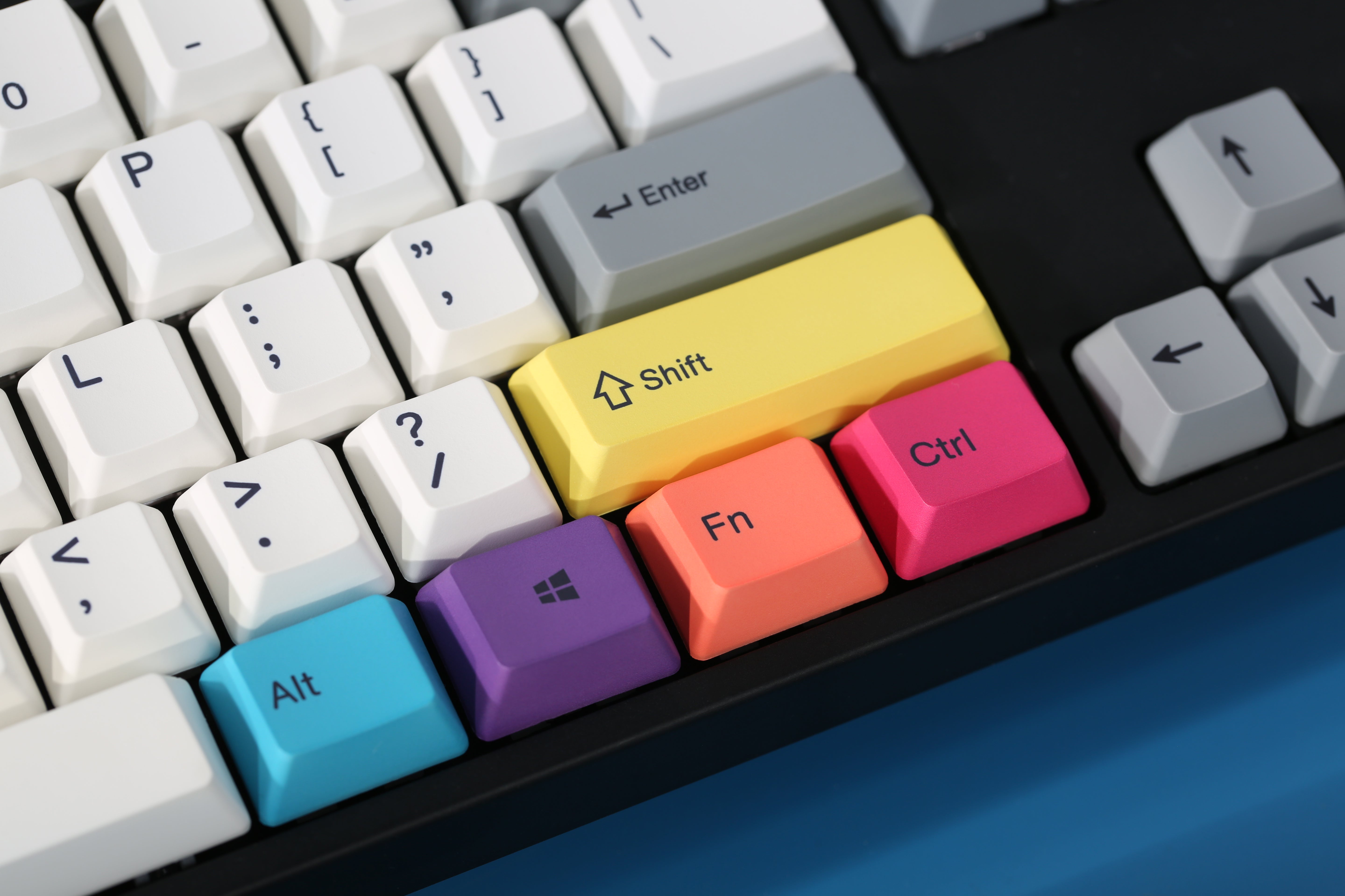 Клавиатура игровая механическая проводная Varmilo CMYK VEM108 EC V2 Rose, 108 клавиш, чёрная (A36A024B0A3A06A007) – купить недорого с доставкой по Алматы и Казахстану фото 3