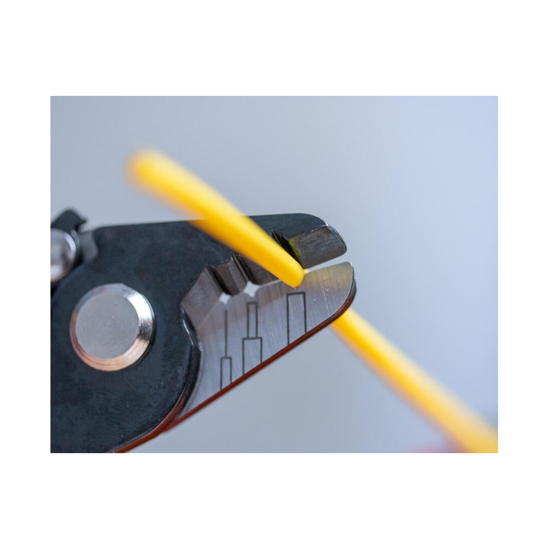 Стриппер для оптоволокна Jonard Tools JIC-375 – купить недорого с доставкой по Алматы и Казахстану