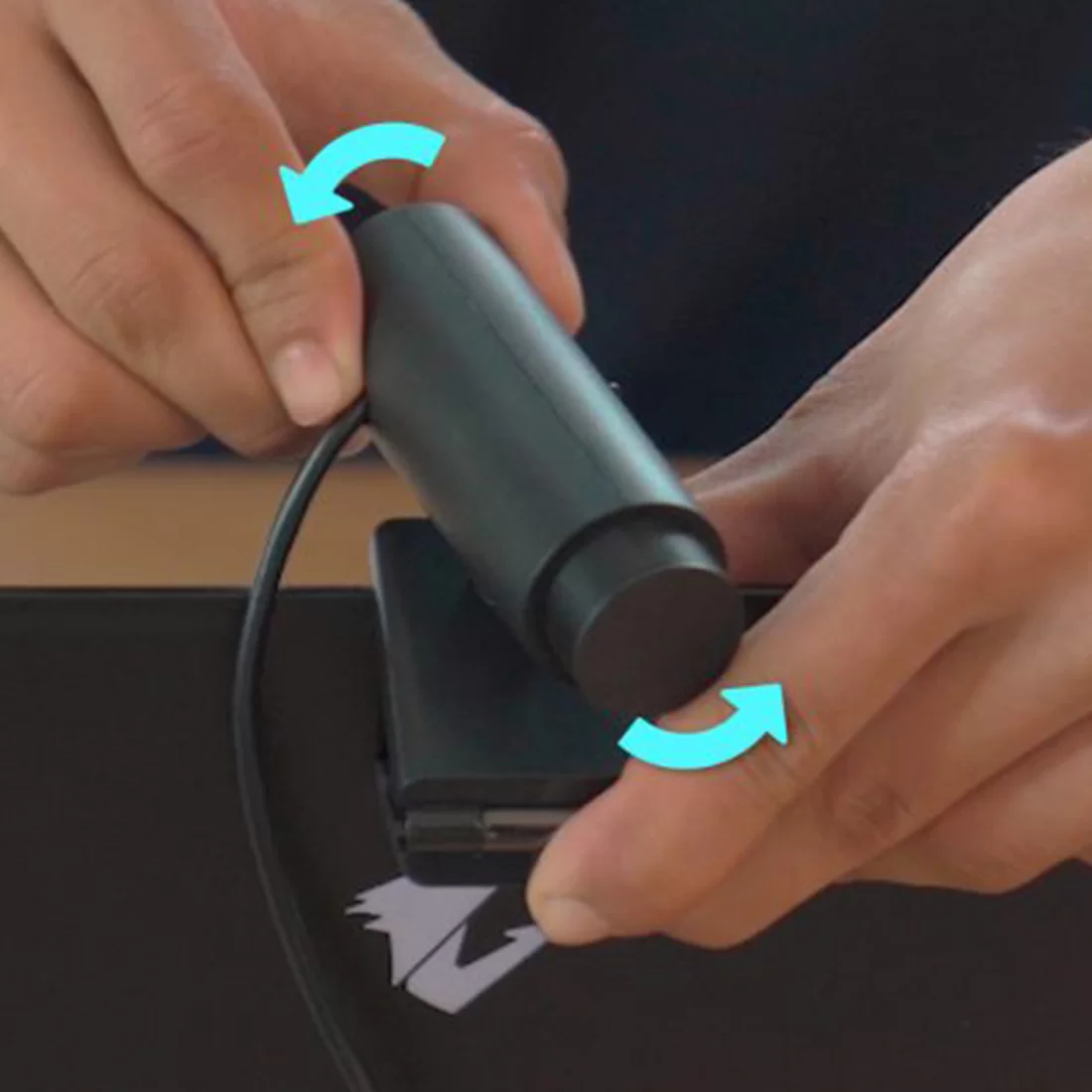 Веб-камера Streamplify CAM Tripod – купить недорого с доставкой по Алматы и Казахстану