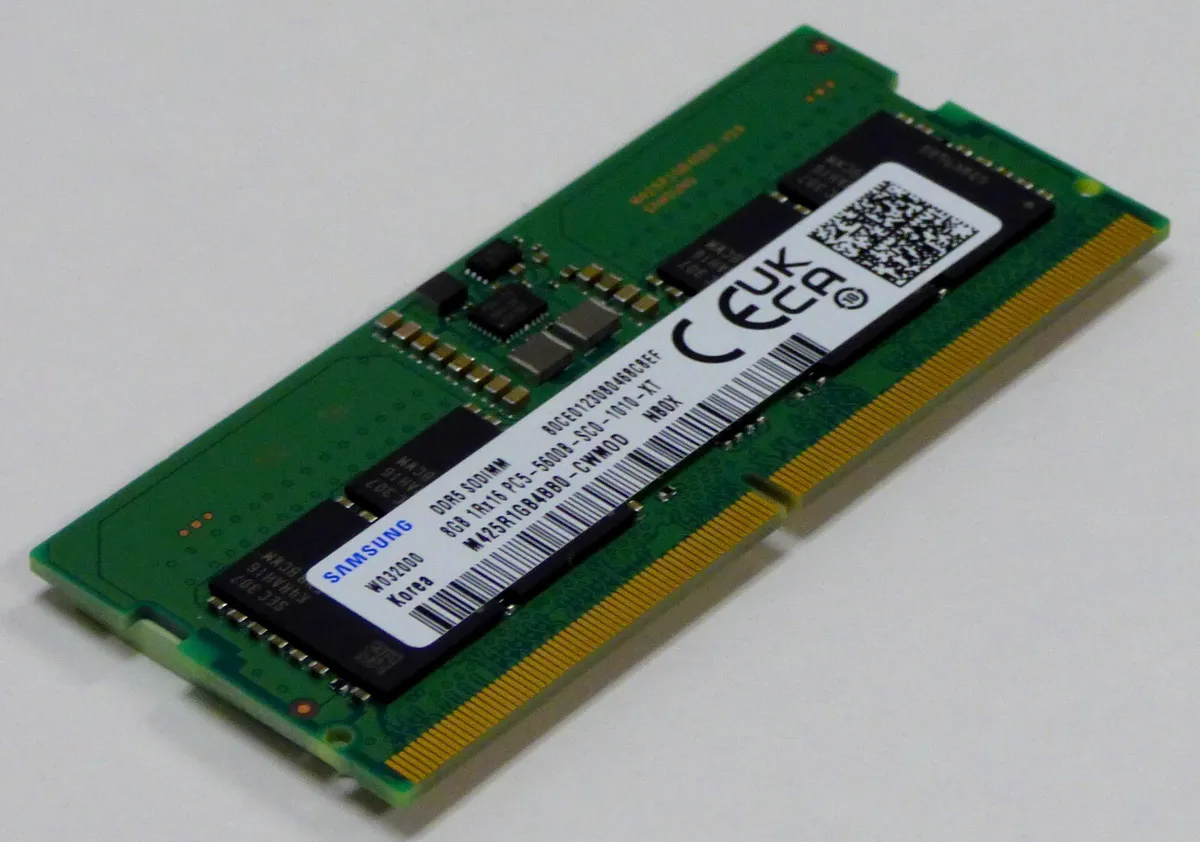 SO-DIMM 8GB DDR5 PC44800/5600MHz Samsung M425R1GB4PB0-CWMOD, OEM – купить недорого с доставкой по Алматы и Казахстану